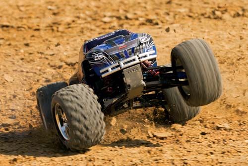   Maxx 3.3 RTR 4WD Nitro Monster Truck 2.4GHz 45+MPH   4907   FREE SHIP