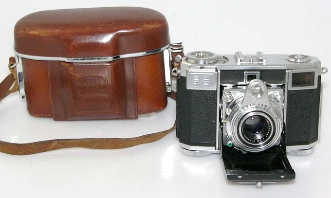 Zeiss Ikon Contessa 35 533/24 mit Zeiss Opton Tessar 2,8/45 mm 