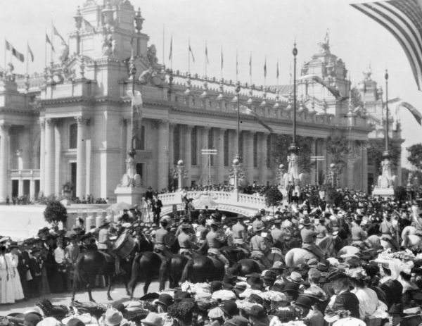 1904 photo Cavalry,crowds , St. Louis worlds fair  