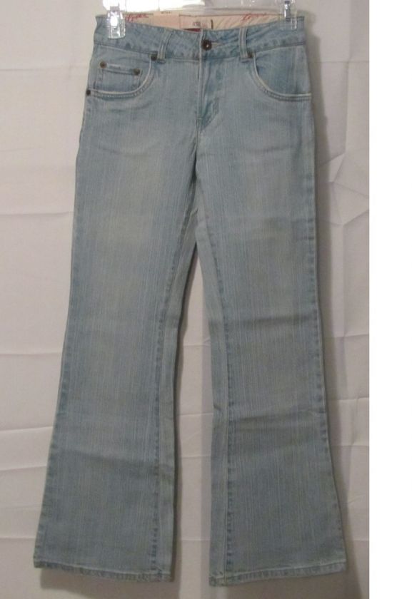 Levis Girls 517 Flare Slim Jeans Seze 12, 14 New  
