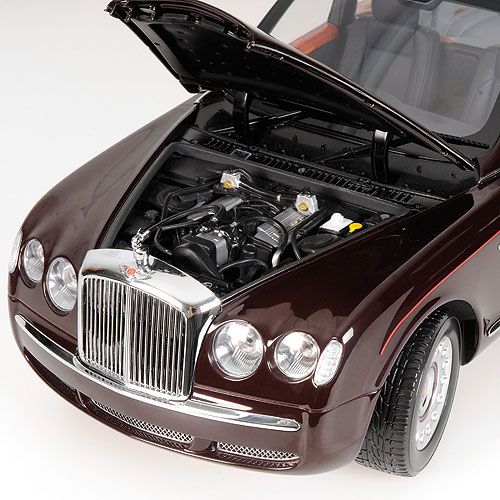 MINICHAMPS 1/18 BENTLEY STATE LIMOUSINE  