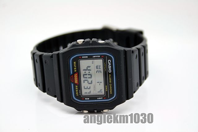 Rare Vintage Casio W 722 Digital Watch LCD JAPAN USED  