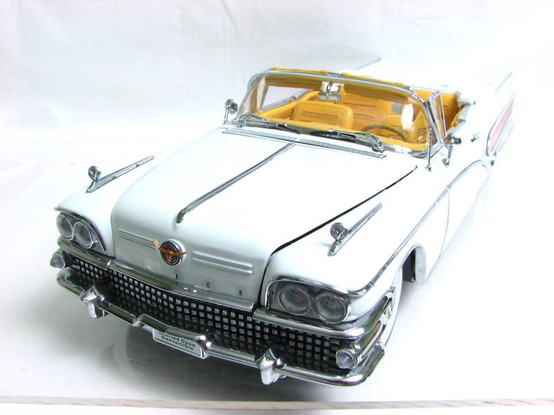 SunStar 1958 Buick Limited Wells Fargo Conv 1/18 White Diecast Car 