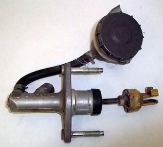 1994   1997 ACURA INTEGRA CLUTCH MASTER CYLINDER W/ RESERVOIR  