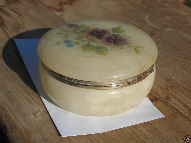 VINTAGEGENUINE ALABASTER ROUND TRINKET BOX  