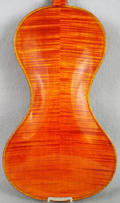 Come with rectangle Violin case, high quality brazilwood bow and 