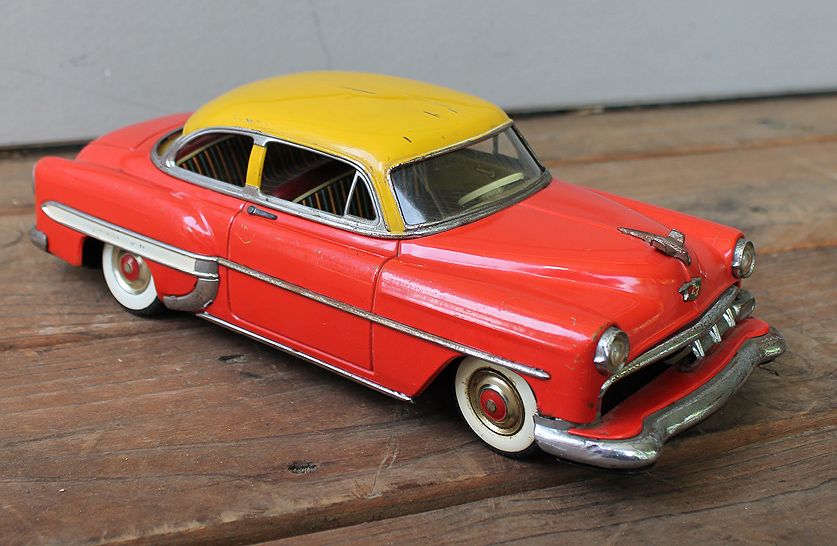 RARE 1950s VINTAGE Japan Marusan Kosuge Tin Friction Chevy Chevrolet 