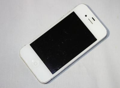 AT&T Apple iPhone 4 16GB White IOS 5.1 A1387 MC536LL/A 885909394494 