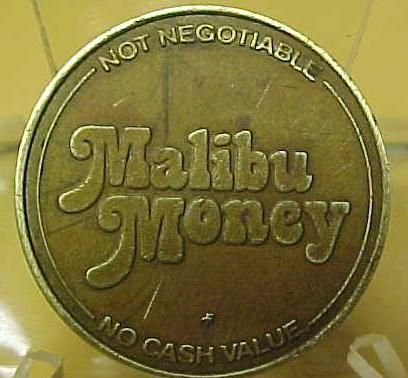 MALIBU CASTLE & SHOWBOAT FUN CENTERS TOKEN 8507C  