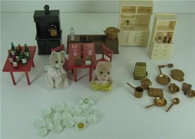 Calico Critters Lot Of Kitchen Furniture Stove Table Chairs Animal 