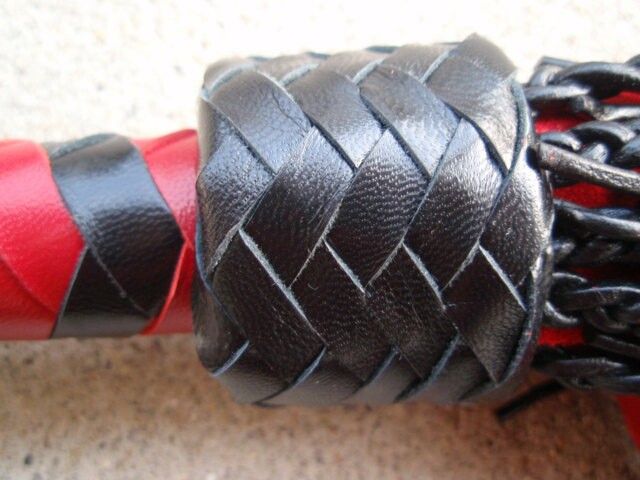 Black/Red Leather Flogger GATED BARBED WIRE CAT 9 TAILS   GOTH GOTHIC 