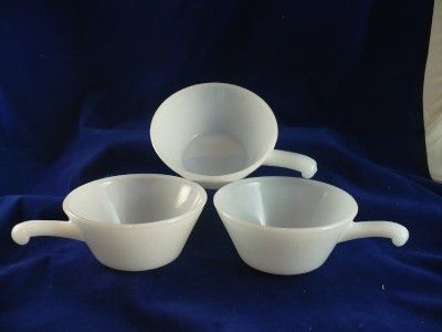 Set of 3 White Anchor Hocking Fire King USA oven ware  