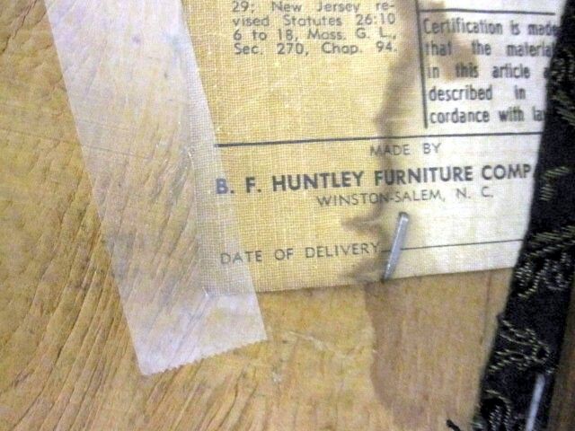   Telephone Seat or Gossip Bench Huntley Furniture Co. Xclnt Cond  