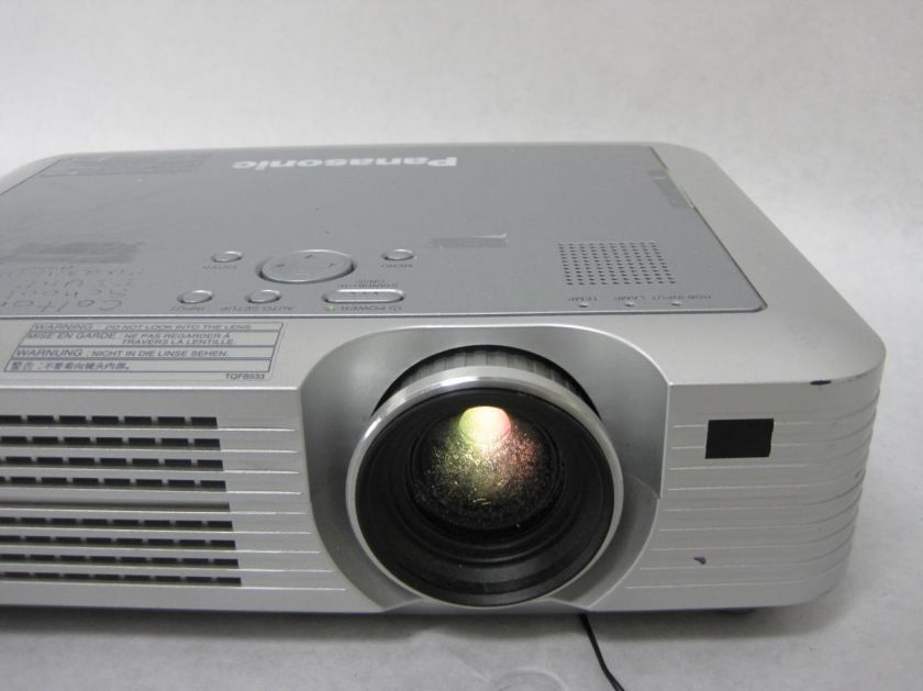 Panasonic PT LC75U LCD Multimedia Projector HD Home Theater Portable 