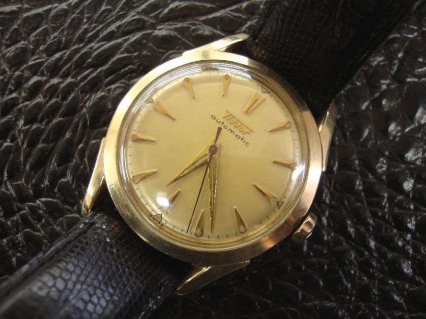   Gents Vintage Yellow tone Watch Excellent Condition Runs Well  