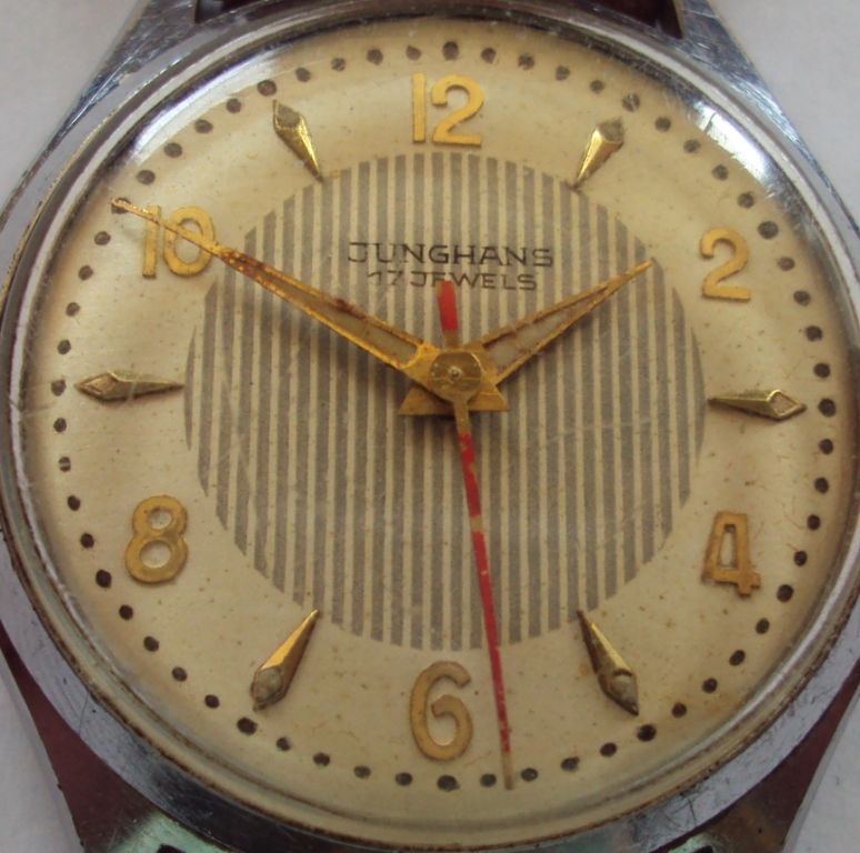   RARE MECHANICAL GERMAN WRISTWATCH JUNGHANS 17 JEWELS 93 / 1  