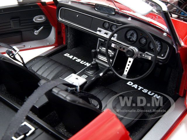 DATSUN FAIRLADY 2000 SR311 RED 118 AUTOART  