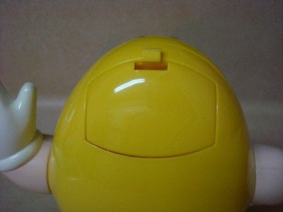 Candy Dispenser Yellow Mars Incorporated 1991  