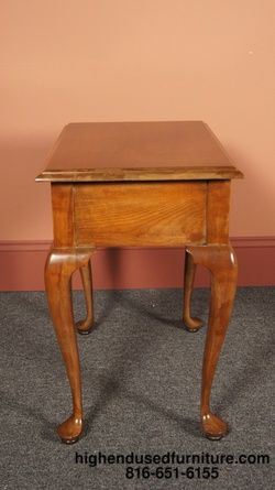 STICKLEY Queen Anne End / Lamp Table  