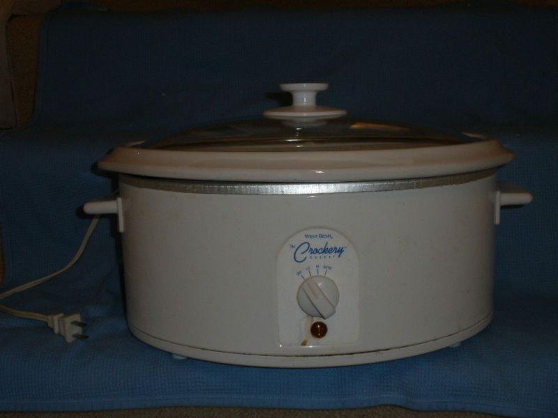 West Bend, Kitchen, West Bend Crockery Cooker Model Number 8445 5 Quart