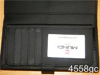 wallet has a zippered pocket for secured coin storage it is gorgeous 