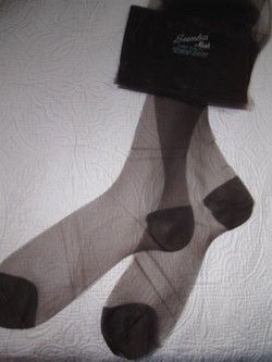 PR VTG OFF BLACK RHT MESH STOCKINGS 10 1/2 35 NIB  