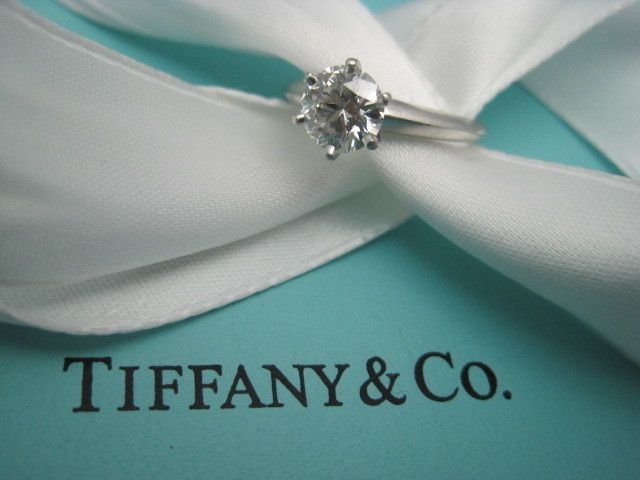 TIFFANY & CO THE TIFFANY SETTING ENGAGEMENT RING RB 1.07 I VS1BOX 