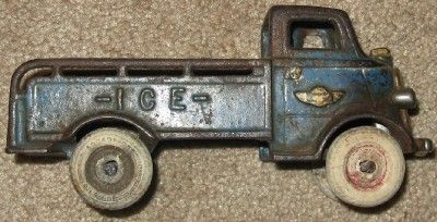 AWESOME ANTIQUE CAST IRON ARCADE TOY MACK TRUCK  