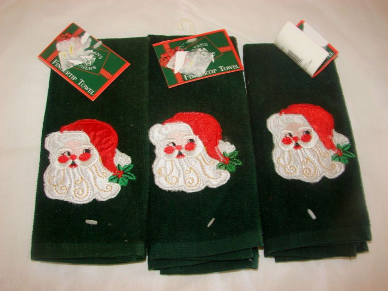 NEW DARK GREEN SANTA FACE FINGERTIP TOWEL COLLECTION  