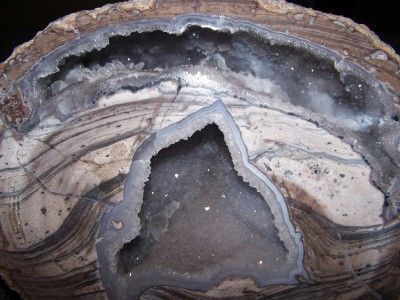 MASSIVE DUGWAY GEODE, CRYSTALS, MEDITATION, HEALING  