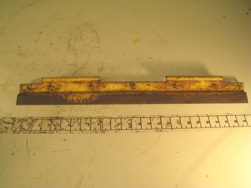 JOHN DEERE 33 TILLER SHROUD LEVELER BLADE HINGE M43371  